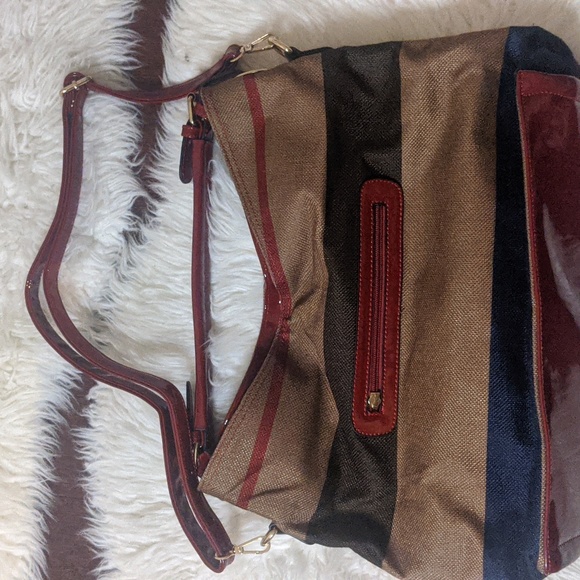 Purse - Picture 2 of 3